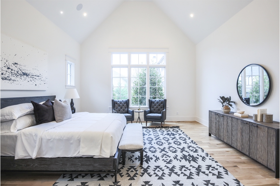 Green Hills New Construction - Sara Ray Interior Design
