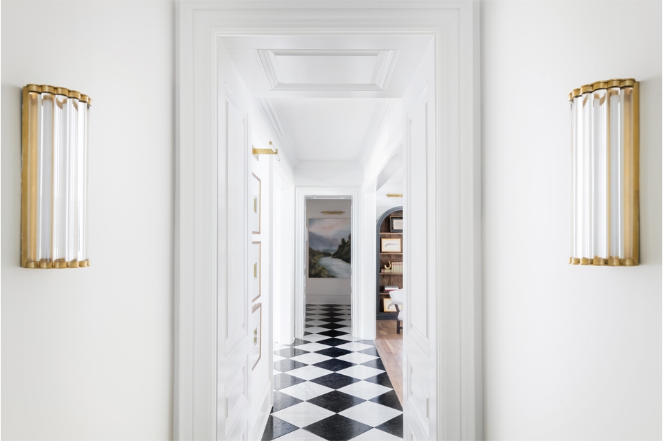 Tyne Boulevard Custom Estate - Sara Ray Interior Design